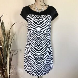 •Express• zebra shift dress